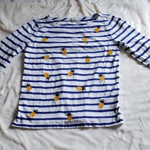 Three quarter length sleeve shirt